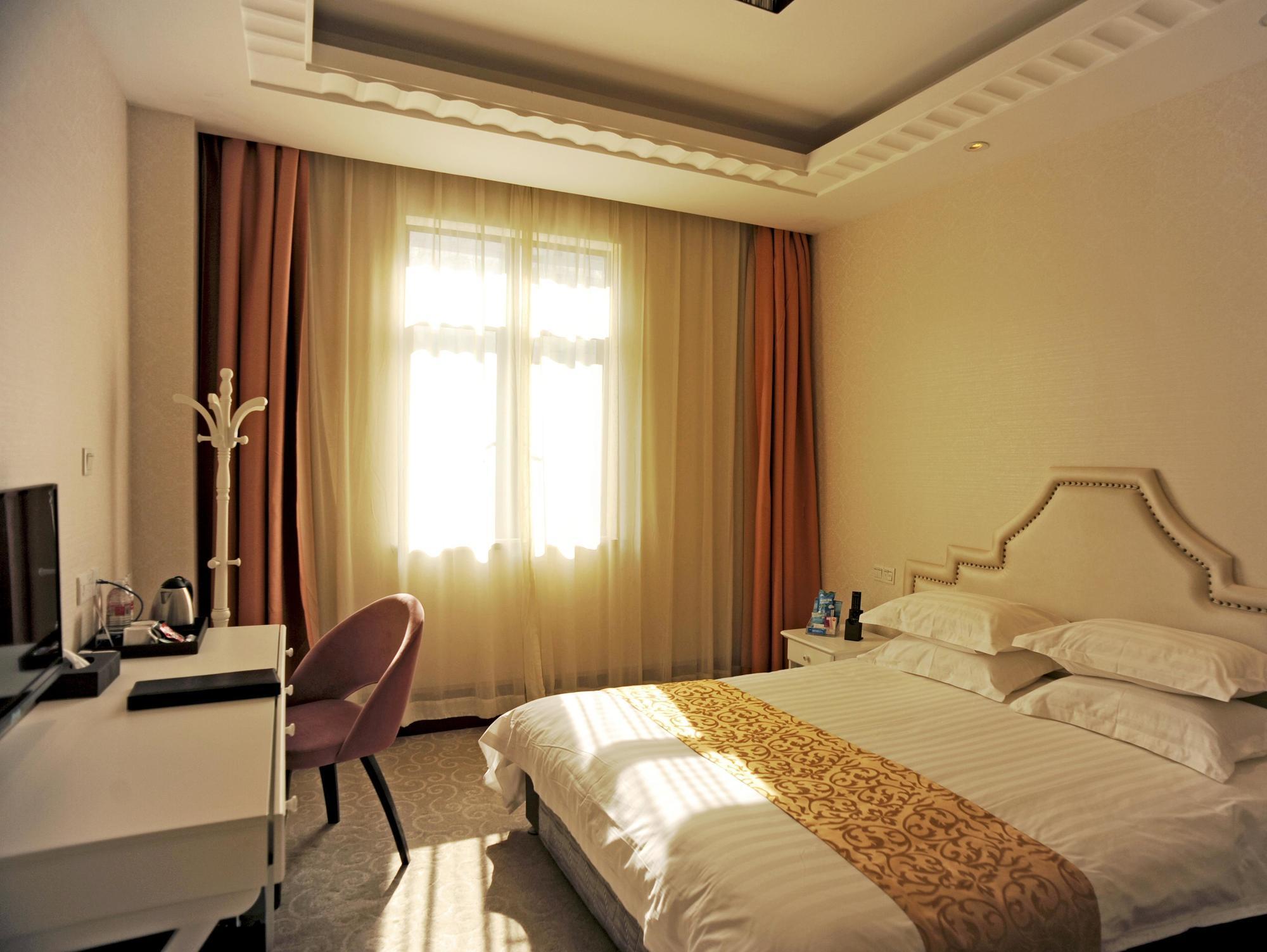 Imagine Garden Hotel Shanghai